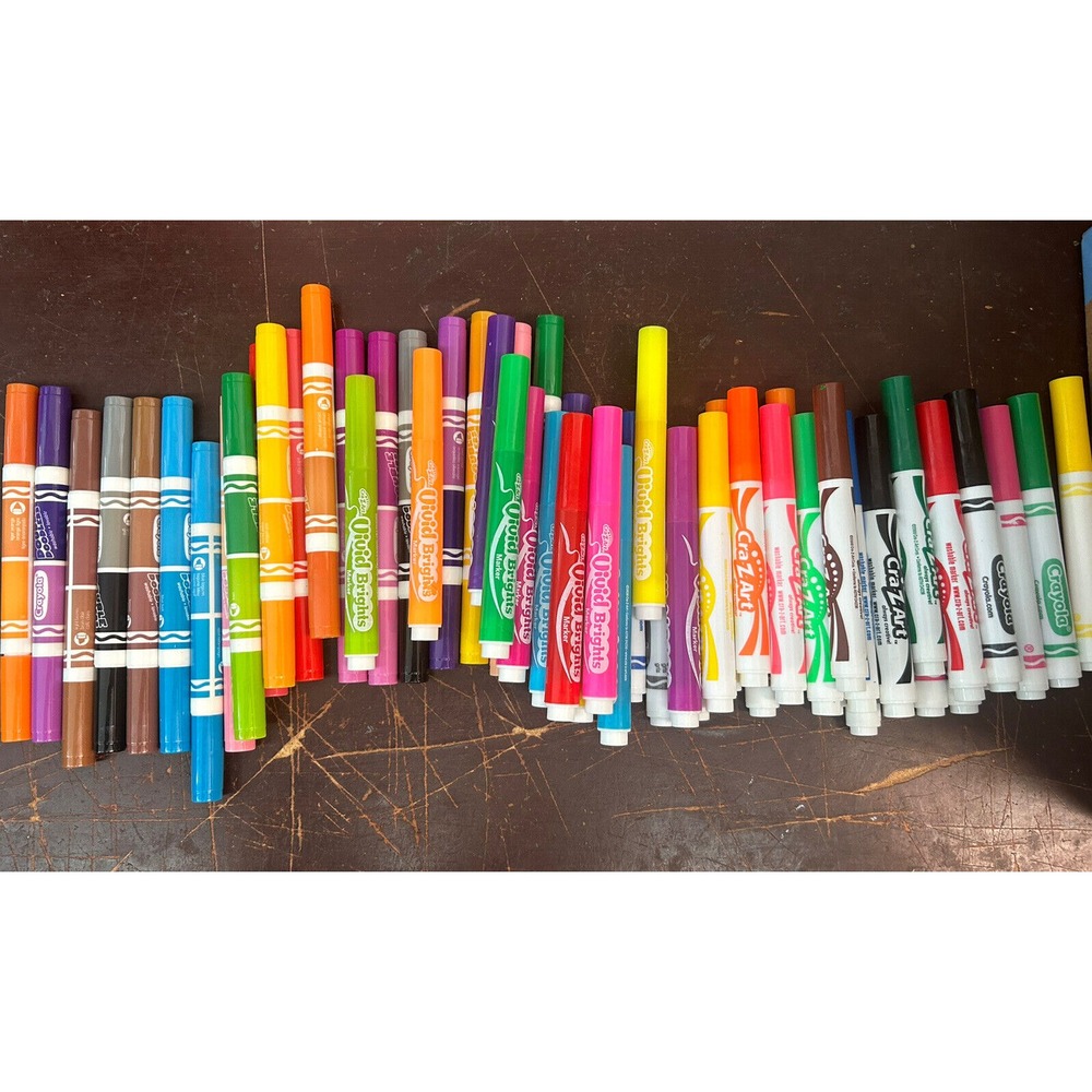 Huge Lot of 59 Markers Crayola; Vivid Brights, Double, CraZart &‎ More